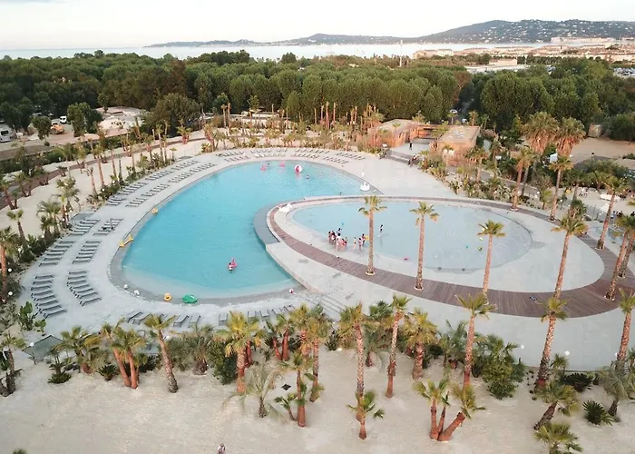 Rent Paradise * Grimaud